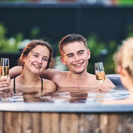 特宁格加德酒店 3* Hurup